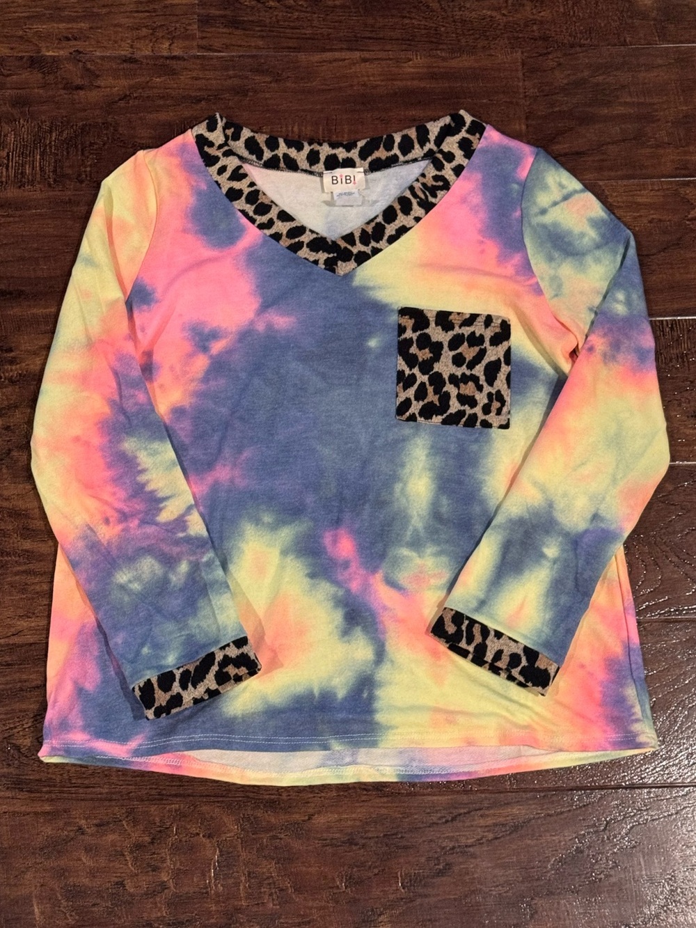BiBi Rainbow Tie-Dye Leopard Trim V-Neck Long Sleeve Sweatshirt